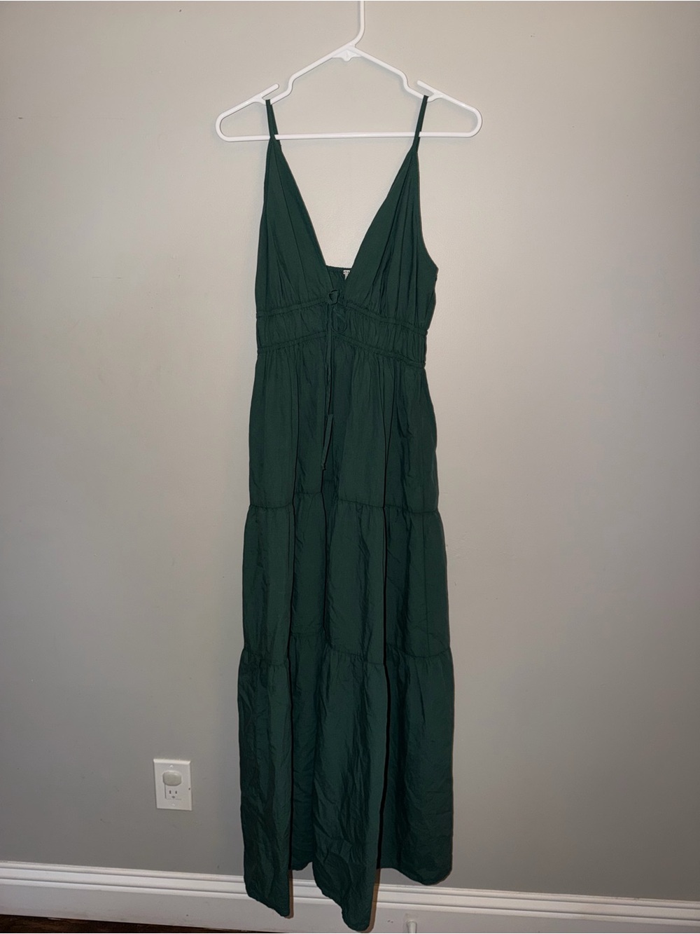 Sleeveless Deep Green Tiered Maxi Dress with V-Neck